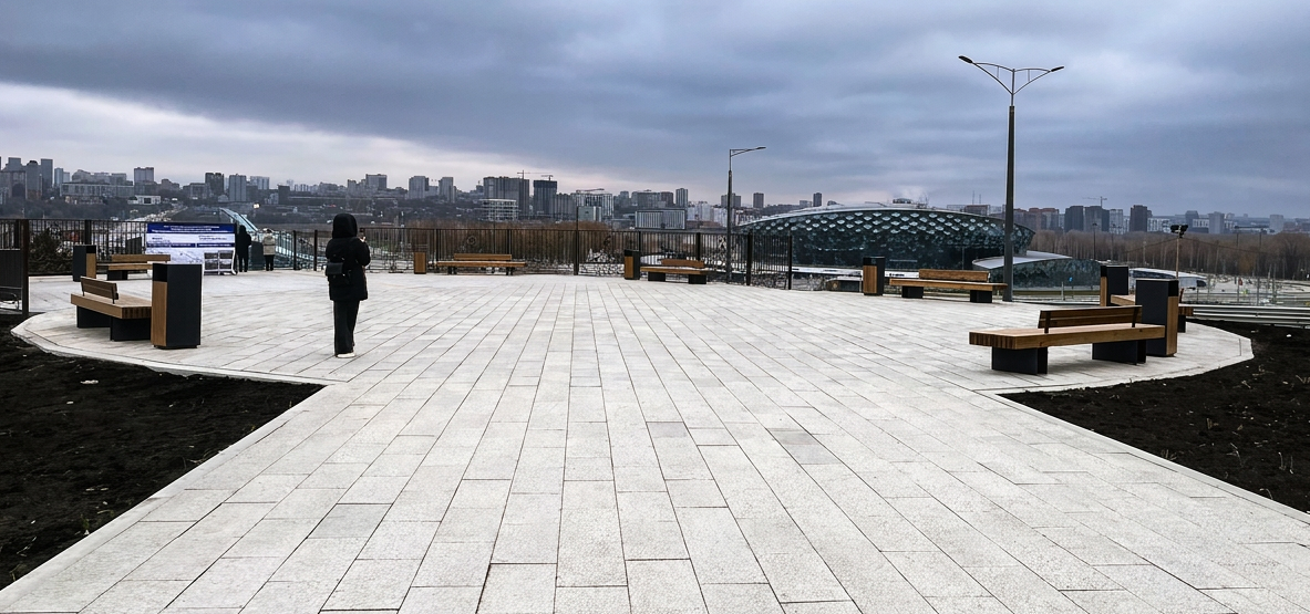 В Новосибирске открылась новая смотровая площадка рядом с памятником Г. Лыщинскому В Новосибирске открылась новая смотровая площадка рядом с памятником Г. Лыщинскому