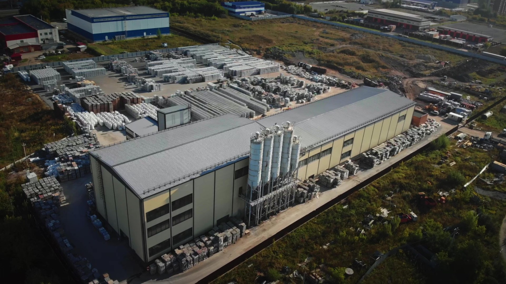 Revertec_завод.jpg Revertec_завод.jpg