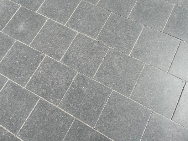 В.4.К.8 Плитка тротуарная "Квадрат" 300х300х80 Стандарт графит