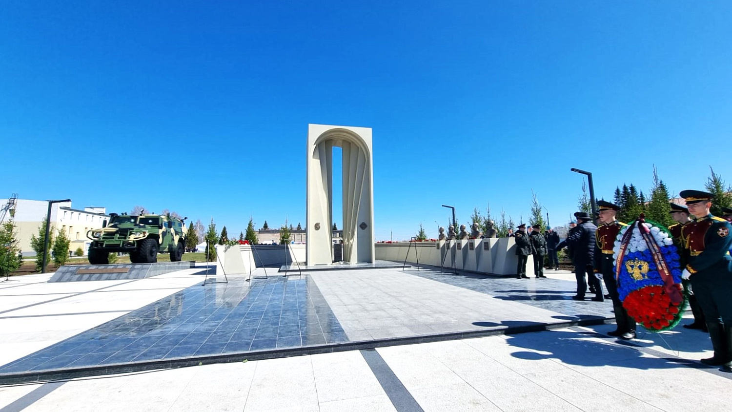 Завод «Ван» принял участие в создании военного мемориала «За нашу победу!» в Шилово