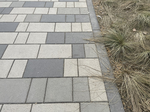 Основные параметры качества тротуарных плит: какие требования указаны в ГОСТ и что остается «за кадром»