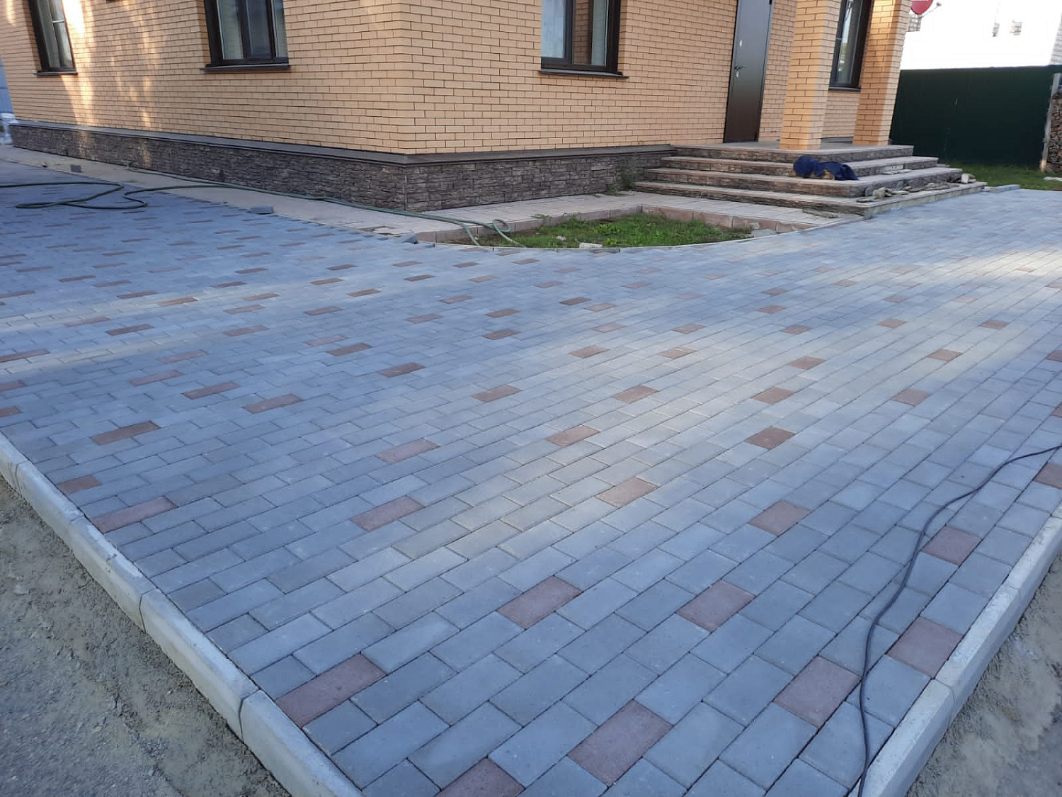 Укладка тротуарной плитки Укладка тротуарной плитки