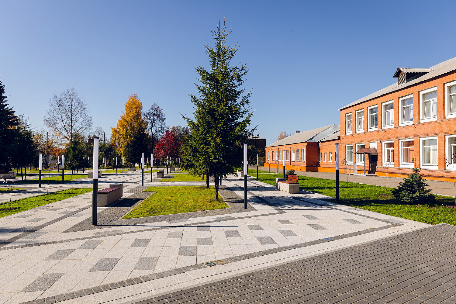 Сквер Памяти у часовни "Всех Скорбящих Радость", г. Ленинск-Кузнецкий