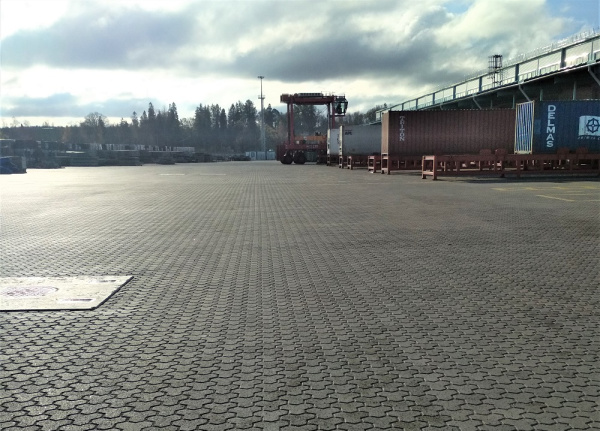 Г.3.Ф.10 Терминальный камень "Трилистник" 197х197х100 Стандарт серый