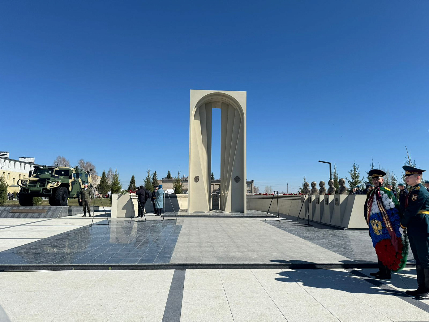 Завод «Ван» принял участие в создании военного мемориала «За нашу победу!» в Шилово