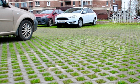 Бетонные газонные решетки: область применения и особенности монтажа Бетонные газонные решетки: область применения и особенности монтажа